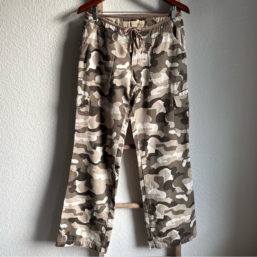 Cabelas Camo Cargo Wide Leg Pants Sz: 8